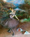 bailarina de ballet con ramo Edgar Degas